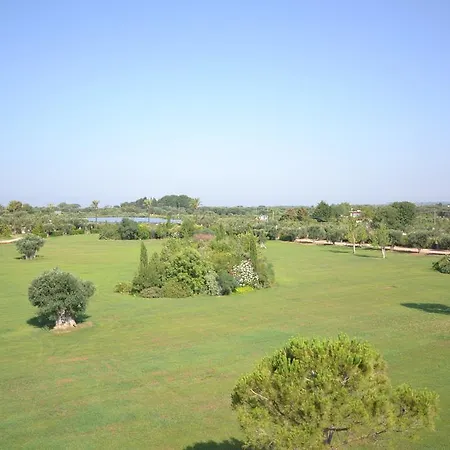 Amaregold Tenuta La Baronessa Resort 4*